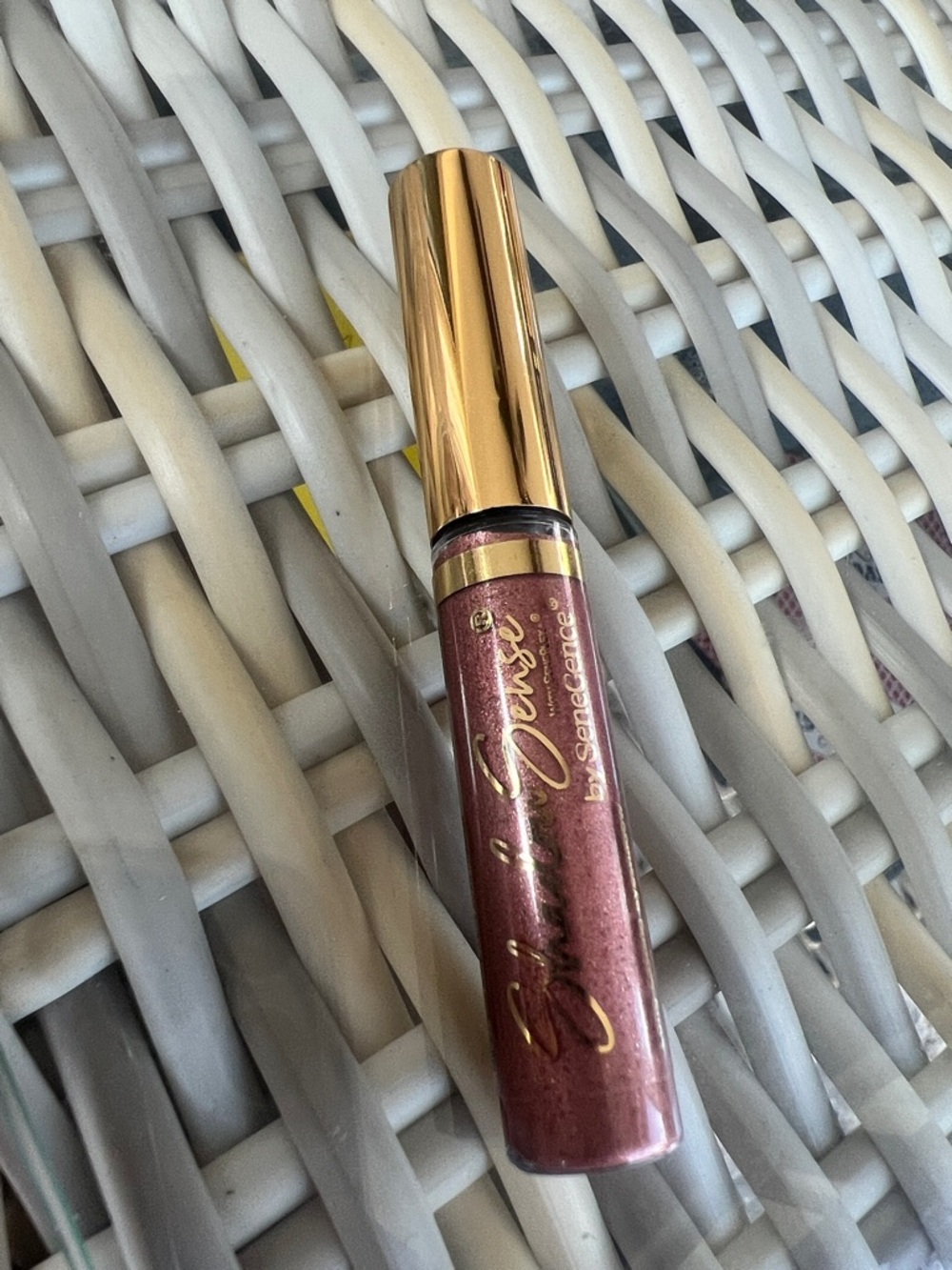ShadowSense by Senegence. Shade: Aglow Shimmer, NWT. (MINI Size Shadow)